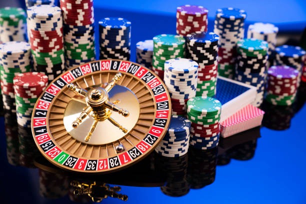Live dealer table displaying real-time match results on screen